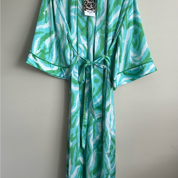 New Diane Von Furstenberg X Target Satin Disco Zebra Green Robe - DVF XS  NWT - Picture 4 of 7